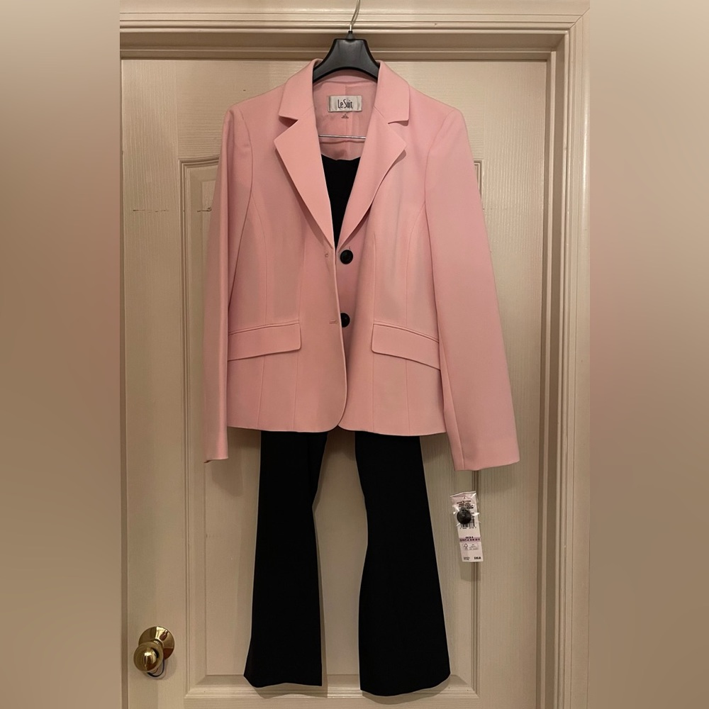 LeSuit size 6